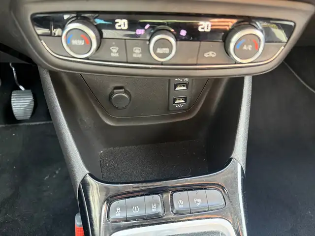 Opel Crossland X view 15