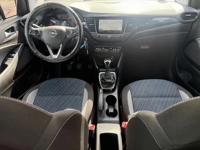Opel Crossland X view 11