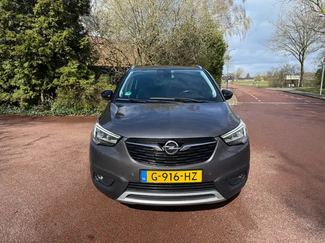Opel Crossland X view 2