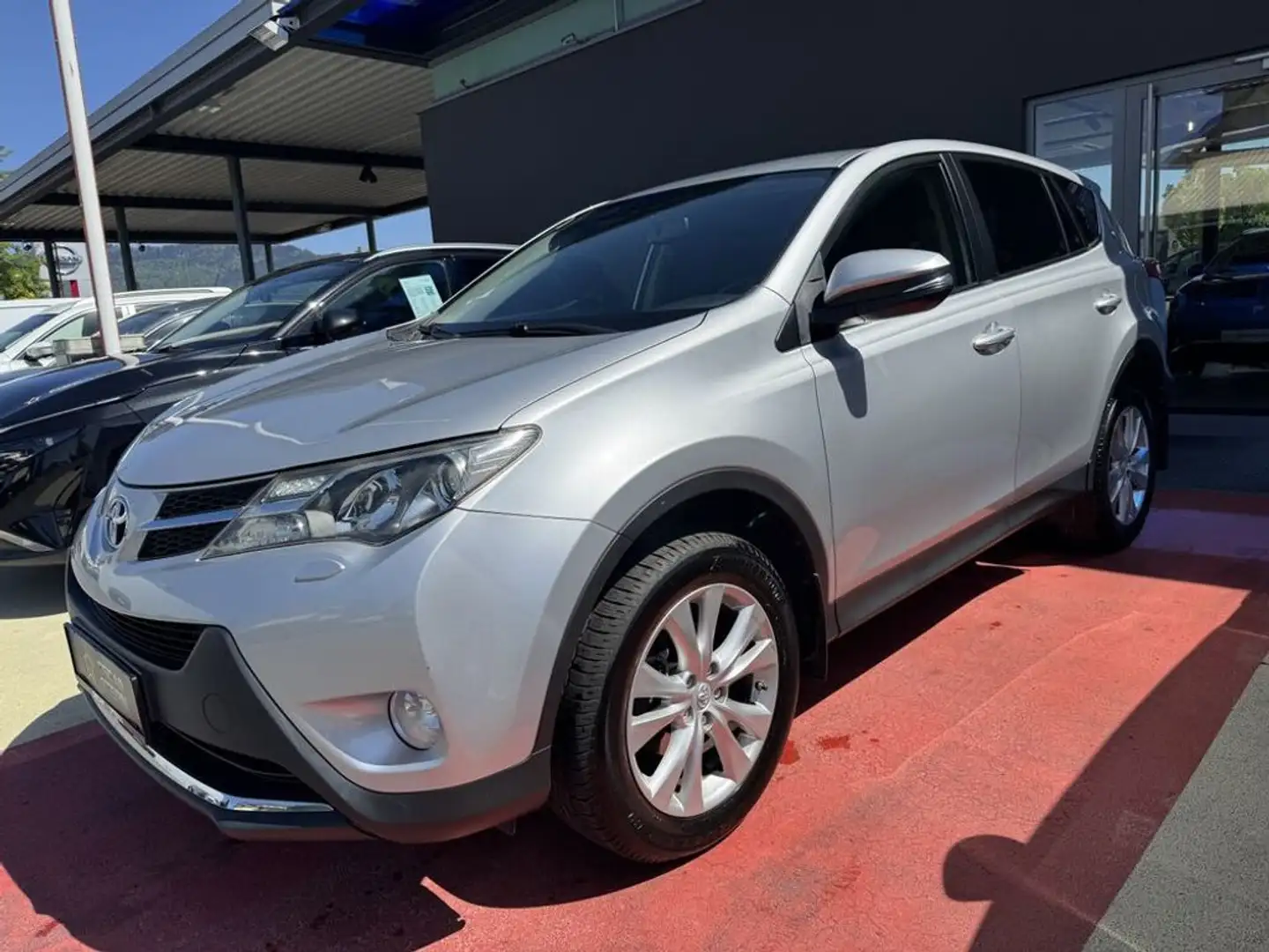 Toyota RAV 4 2,2 D-4D Elegance 4WD Aut. Argent - 1