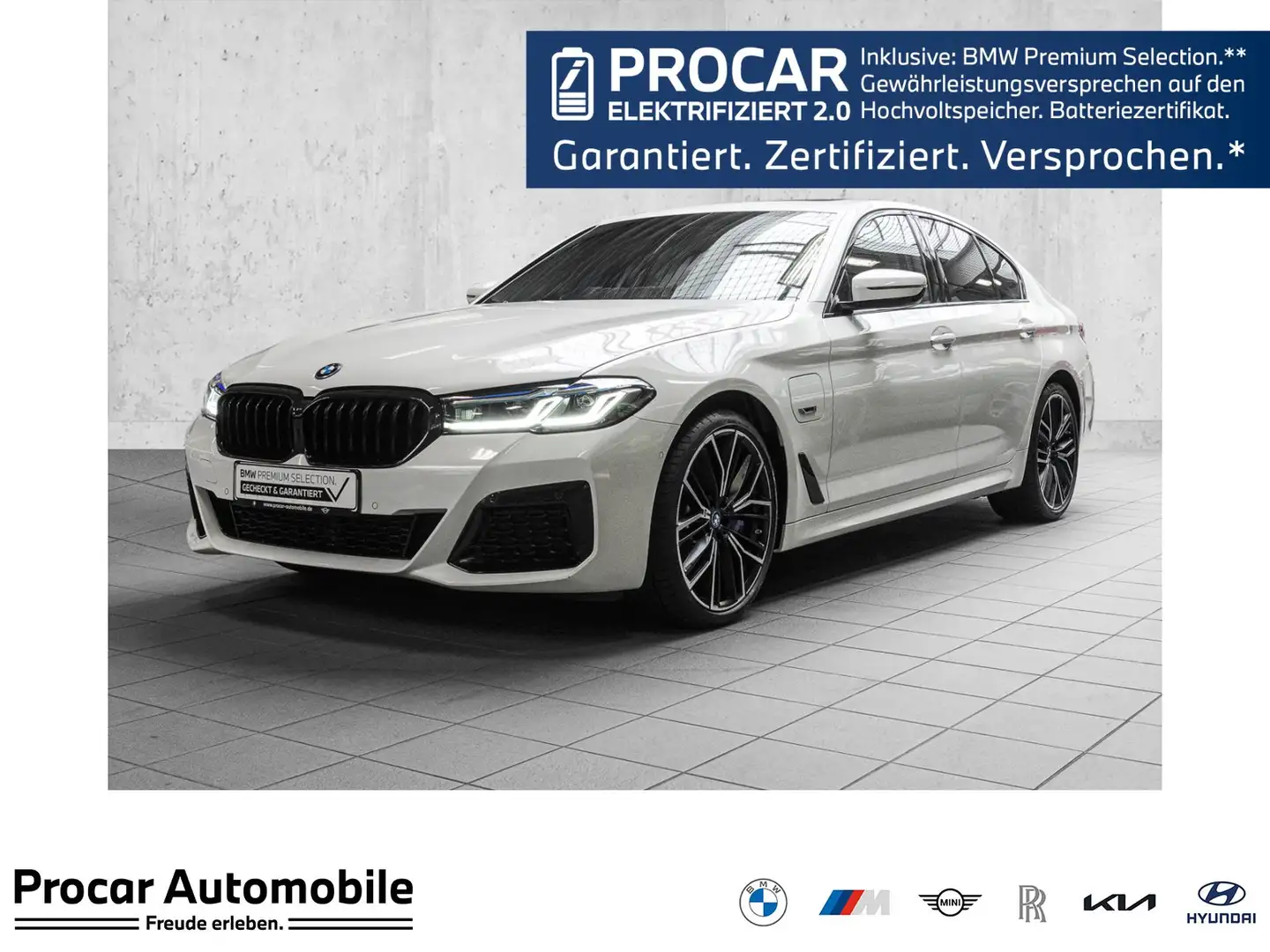 BMW 545 e xDrive Limousine M Sport HUD NAVI Komf Laser LM Weiß - 1