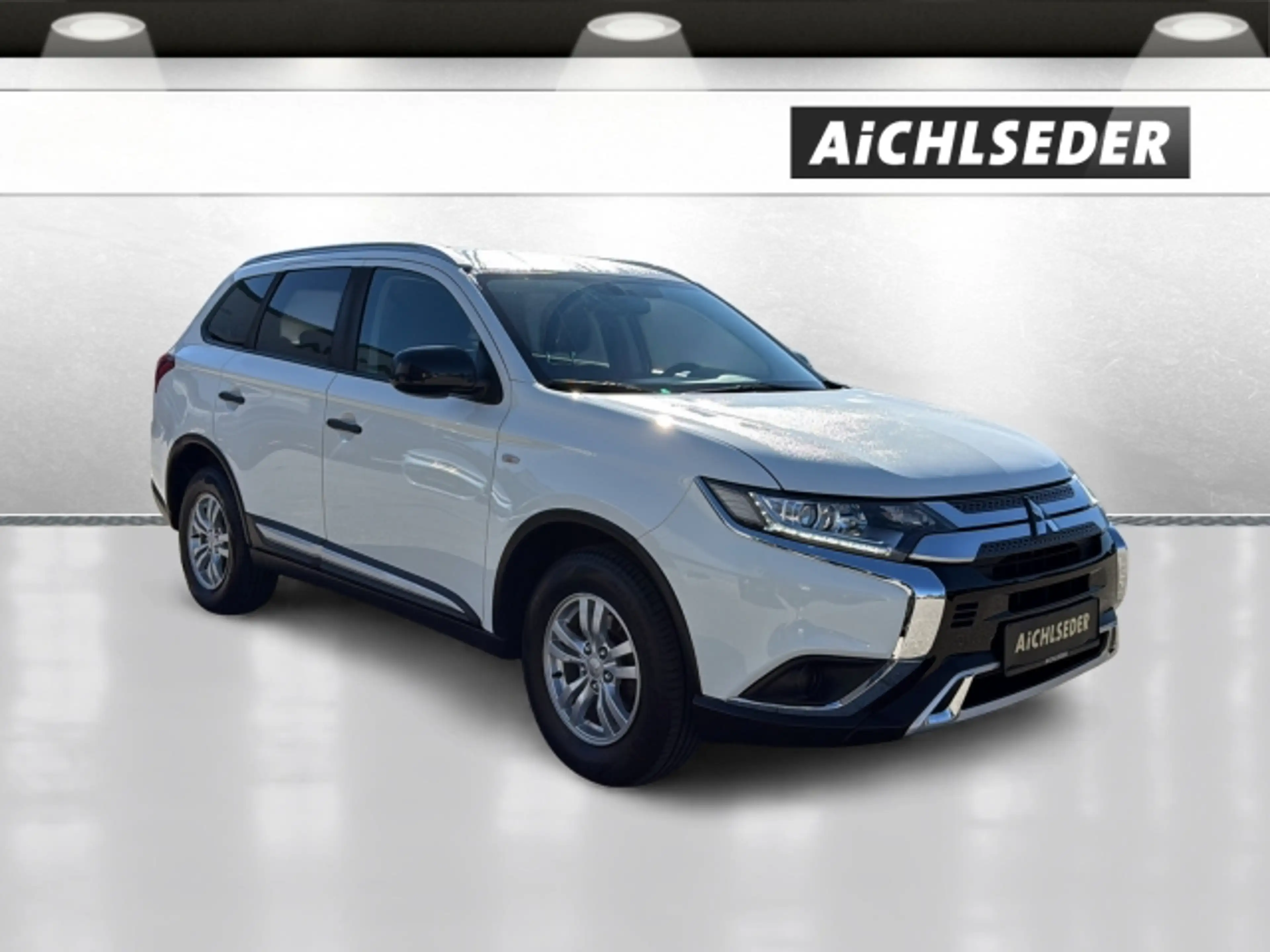 Mitsubishi Outlander 2,0 2WD AS&G — photo 6