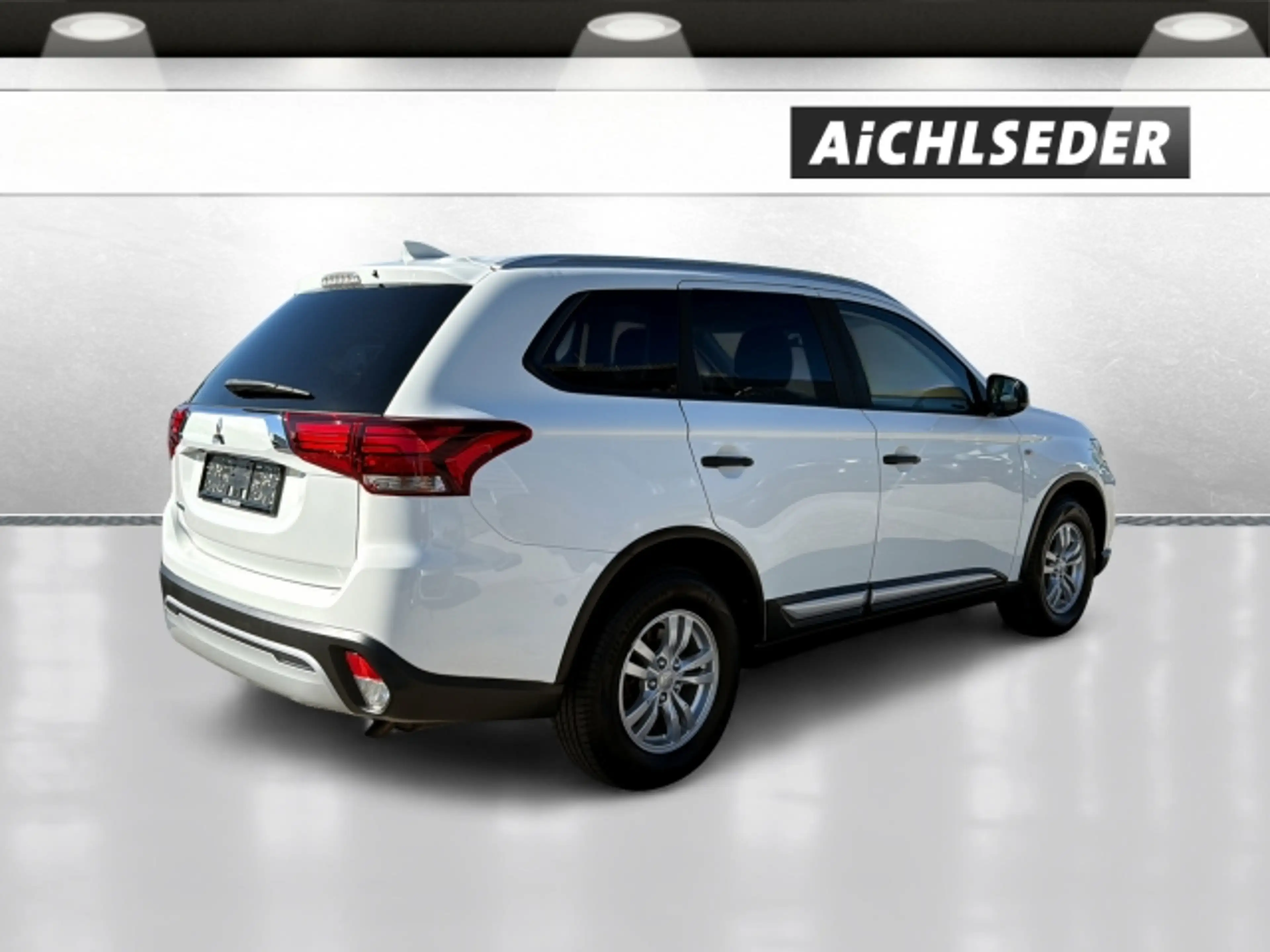 Mitsubishi Outlander 2,0 2WD AS&G — photo 4