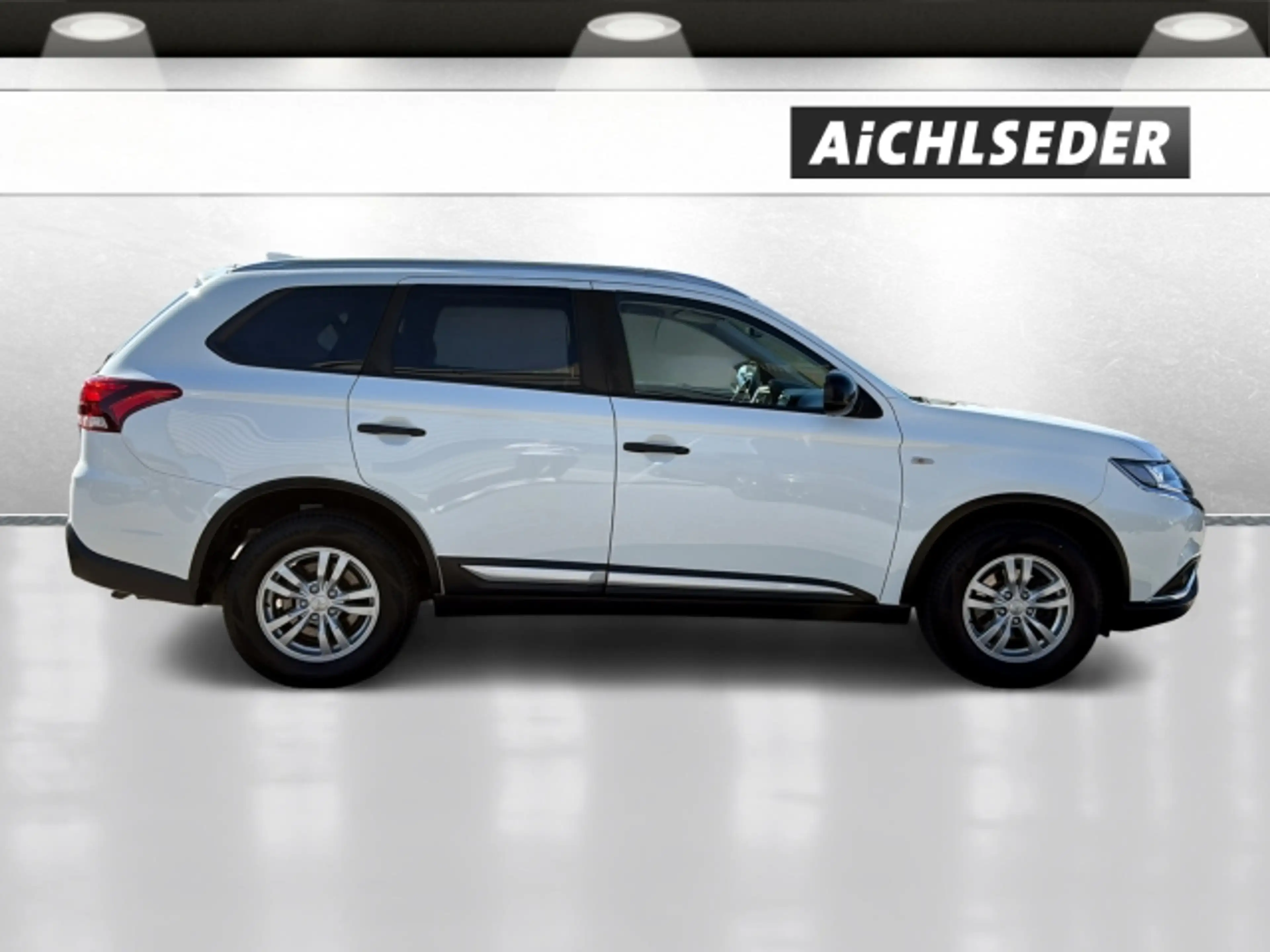 Mitsubishi Outlander 2,0 2WD AS&G — photo 5
