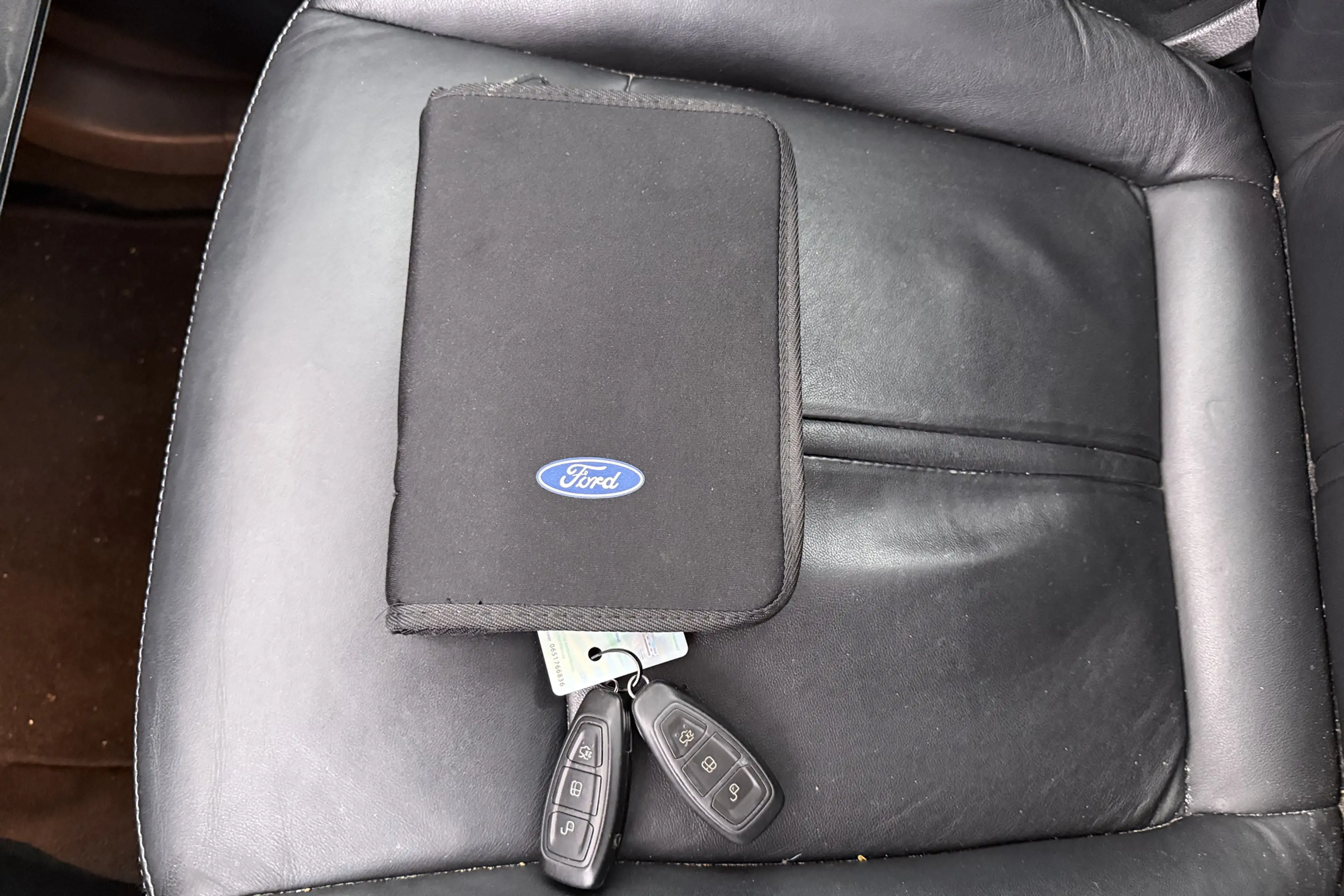 Ford Galaxy 1.6T 160 PK Platinum 7p. Pano-Dak Leder Trekhaak M — photo 28
