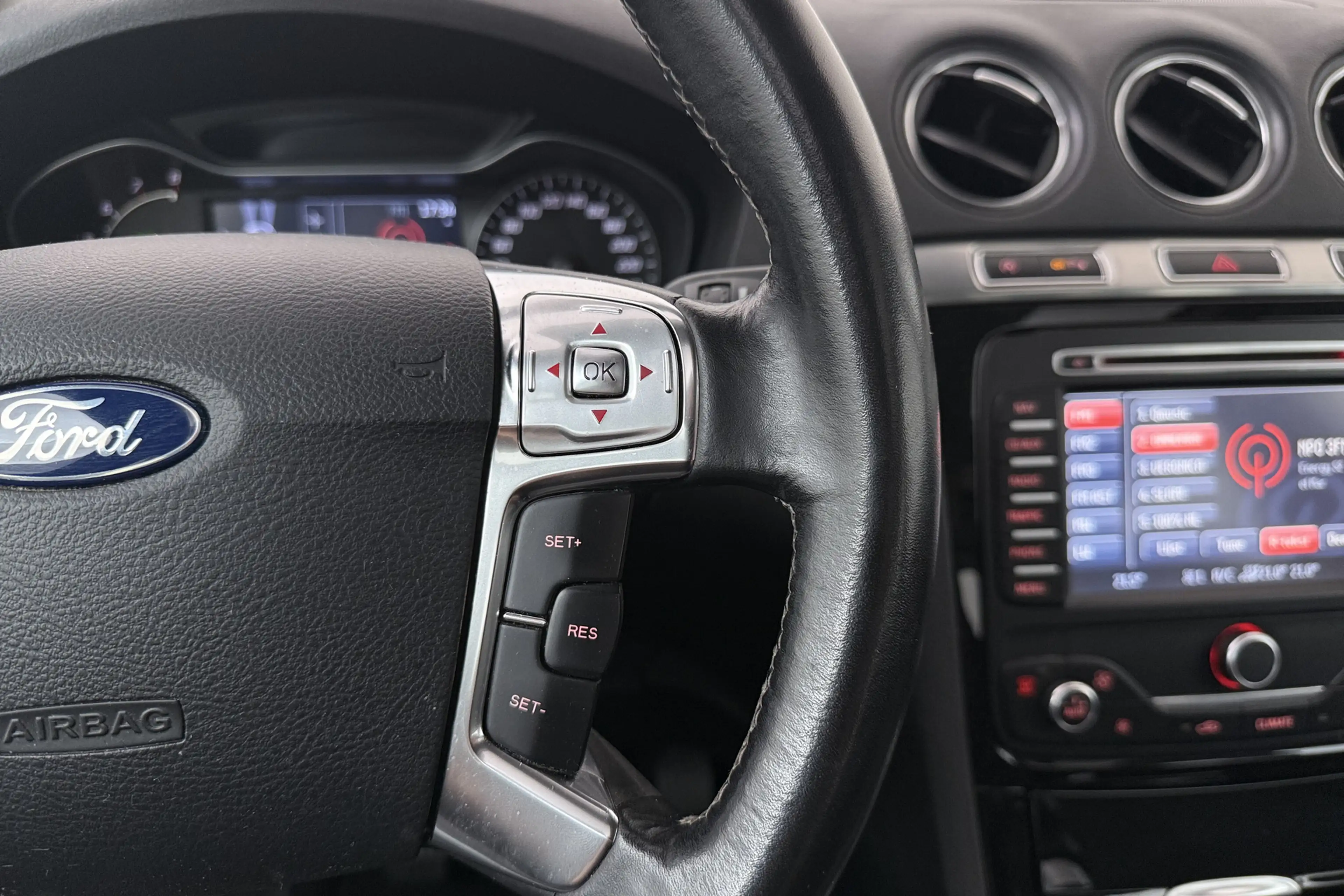 Ford Galaxy 1.6T 160 PK Platinum 7p. Pano-Dak Leder Trekhaak M — photo 21