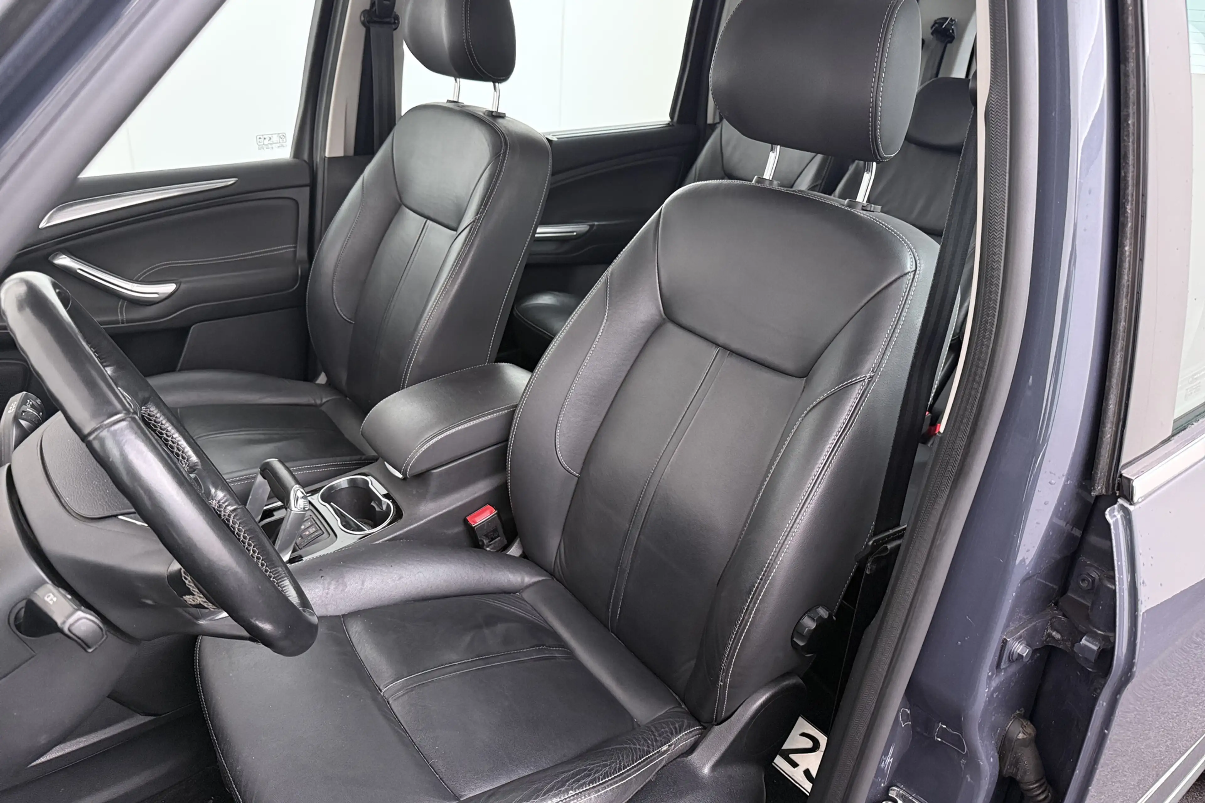 Ford Galaxy 1.6T 160 PK Platinum 7p. Pano-Dak Leder Trekhaak M — photo 9