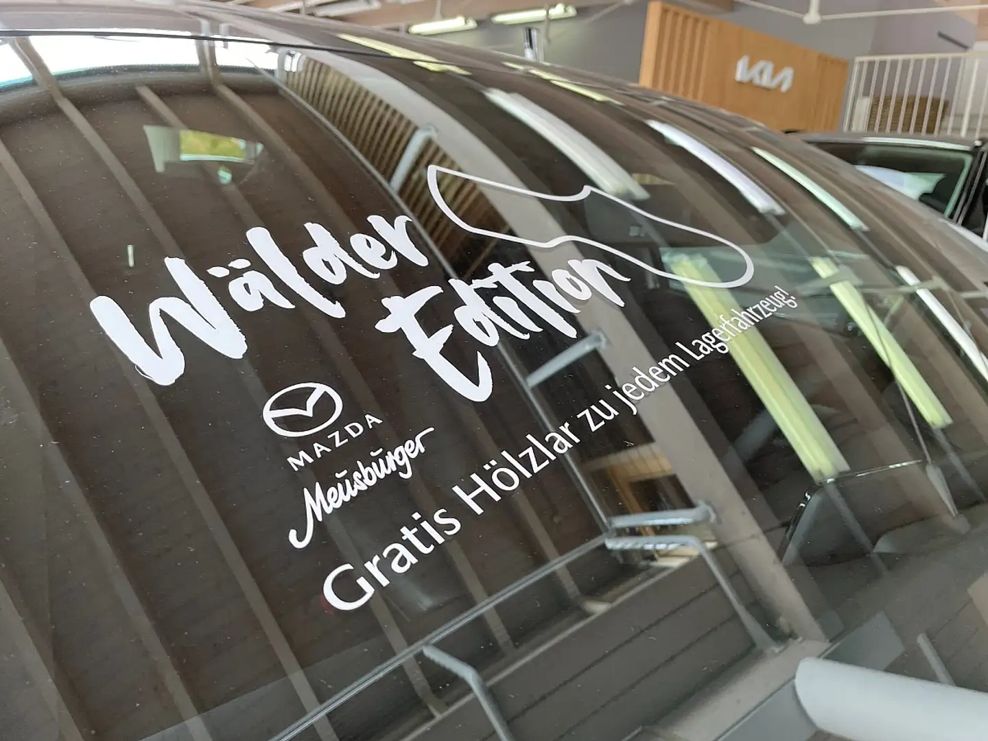 Mazda 3 Mazda3 e-Skyactiv-G140 Homura Grau - 2