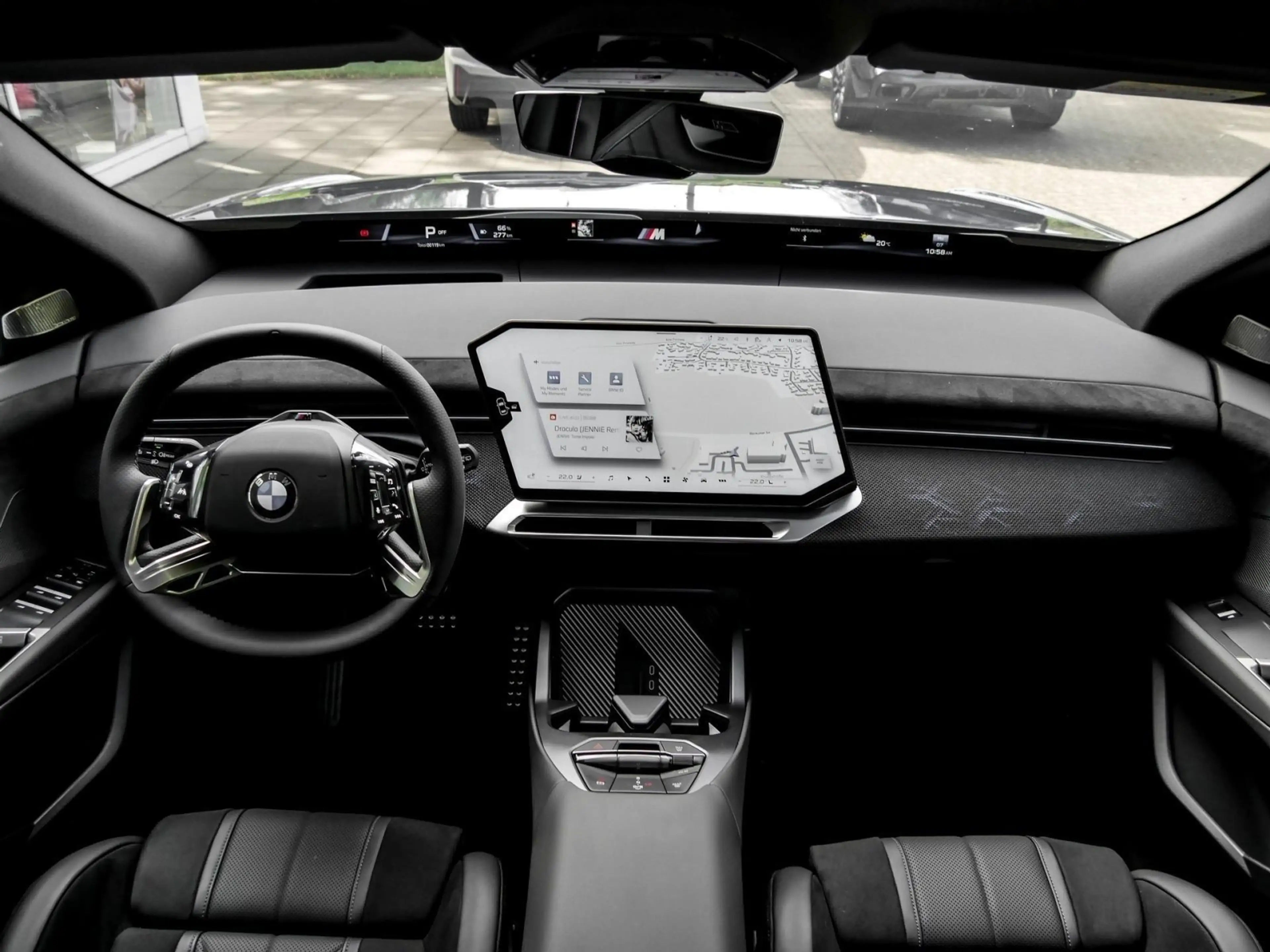 BMW iX3 40 M Sport HUD PANO AHK Sound Syst. PDC V+H — photo 15