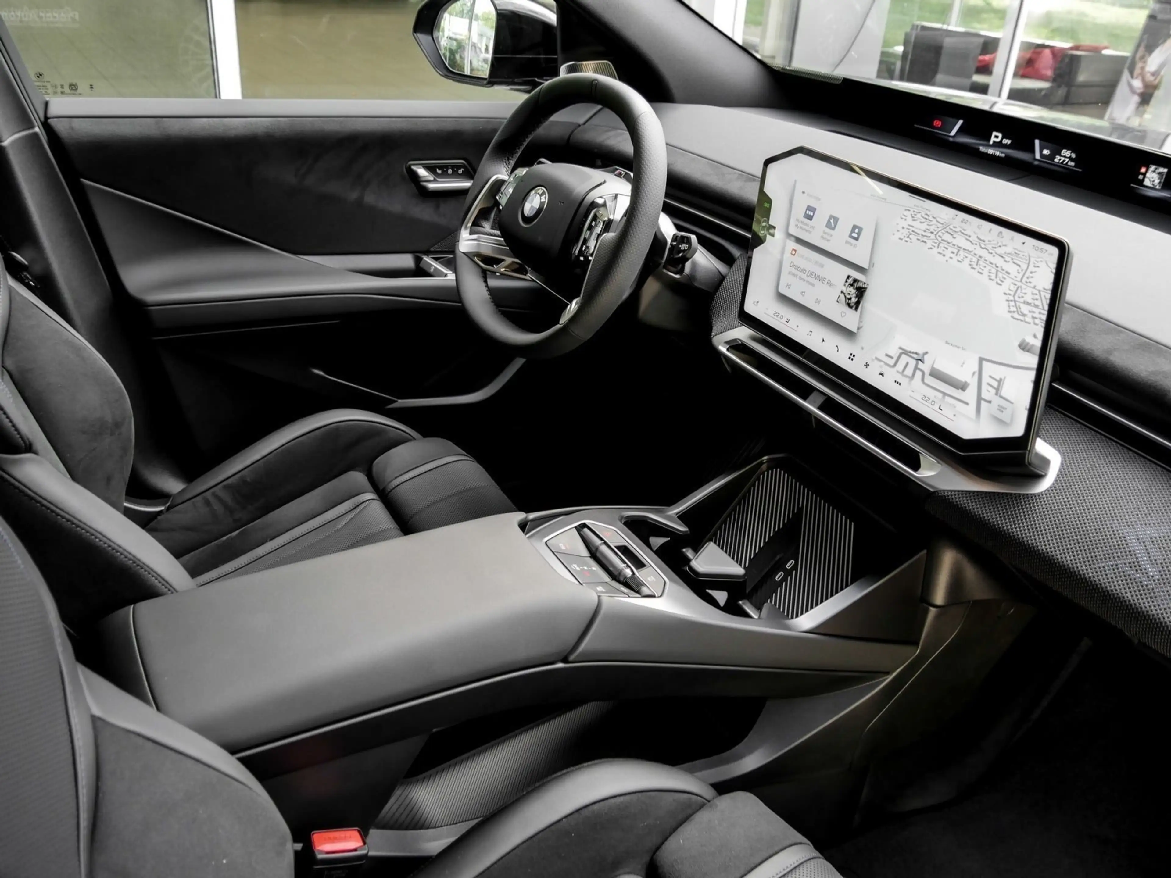 BMW iX3 40 M Sport HUD PANO AHK Sound Syst. PDC V+H — photo 3