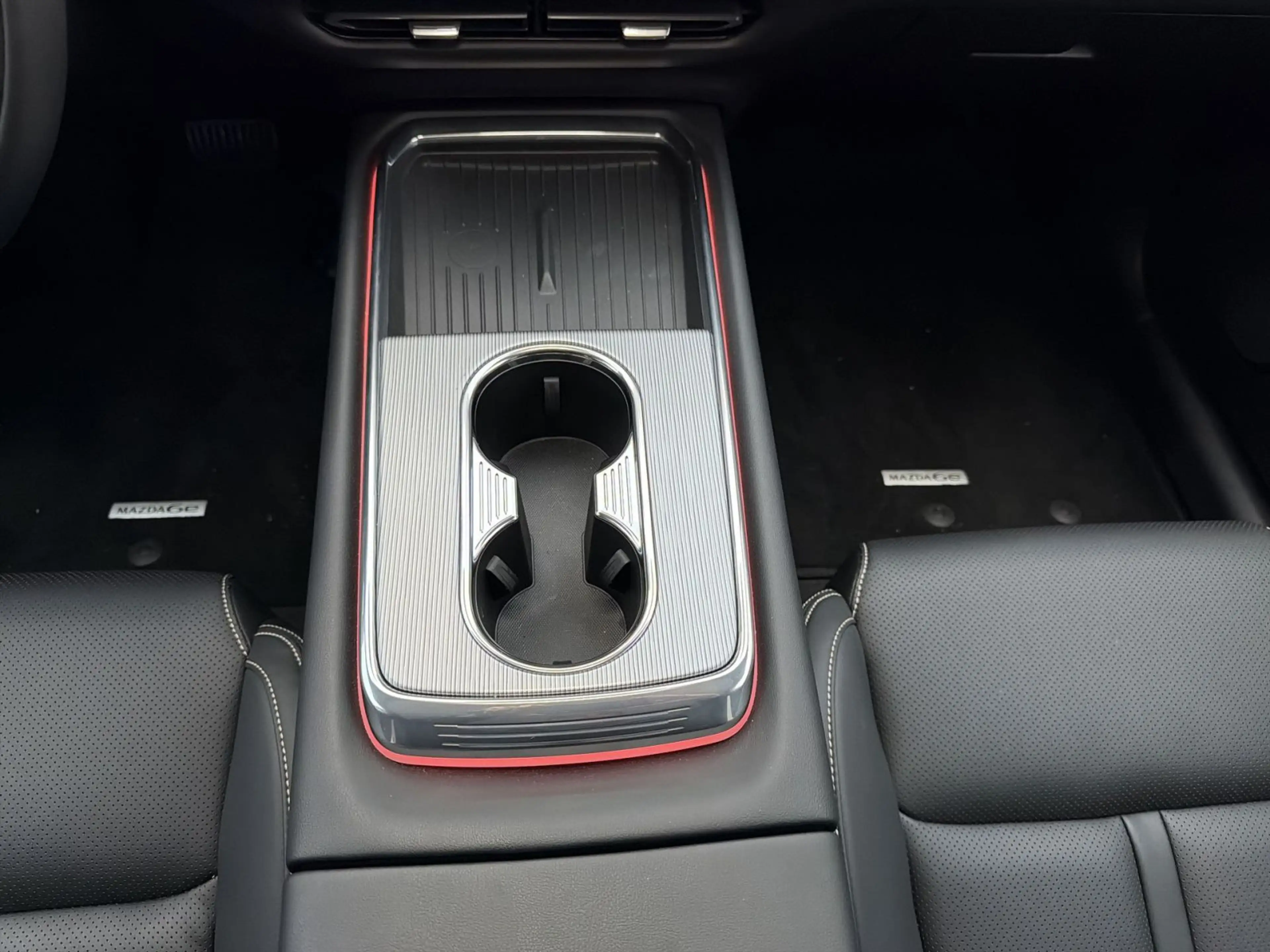 Mazda 6e Takumi Klimaaut.|ACC|Kamera|PDC|NAVI — photo 15
