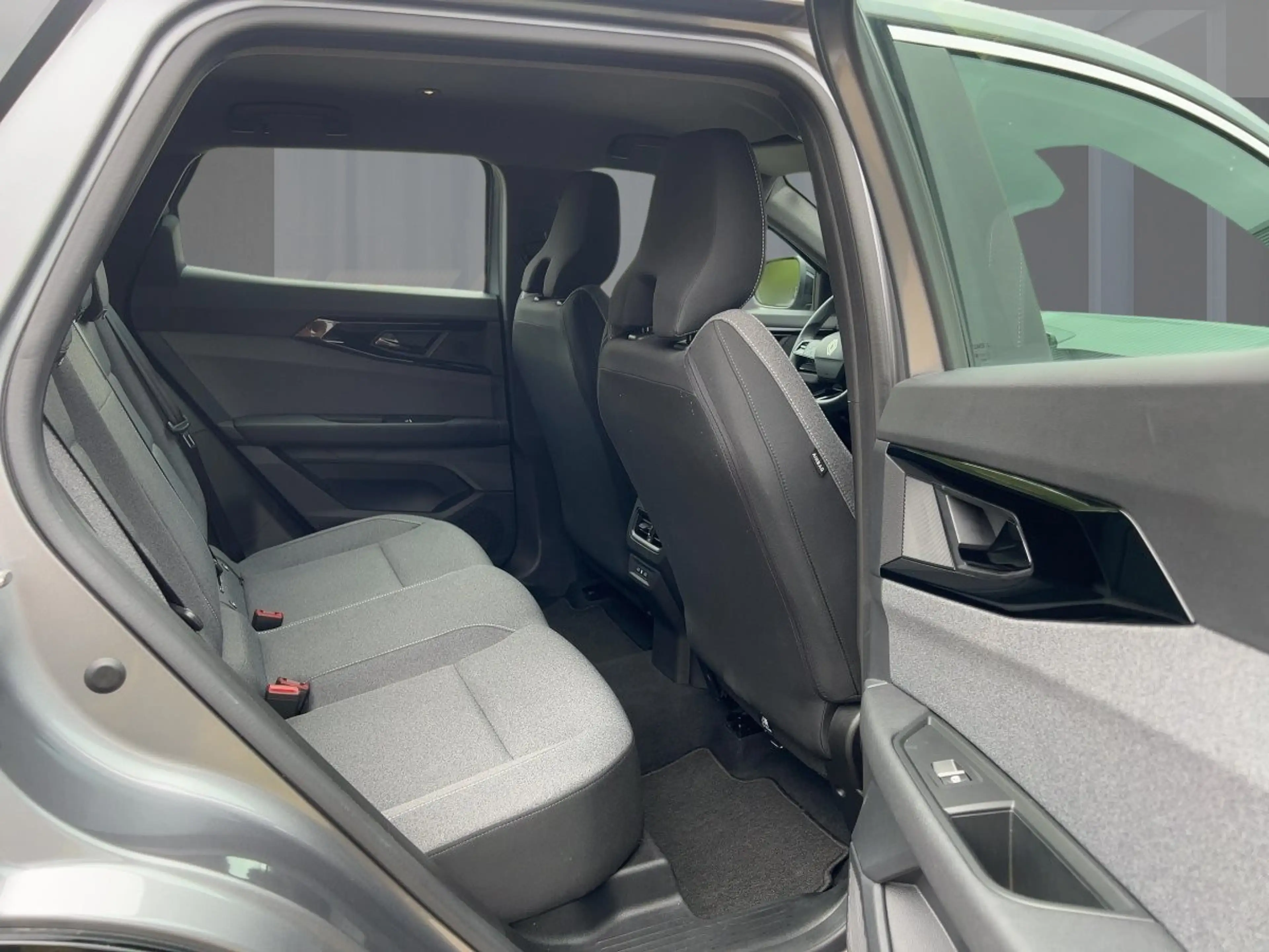 Renault Austral 1.3 TCE 160 EVOLUTION — photo 9