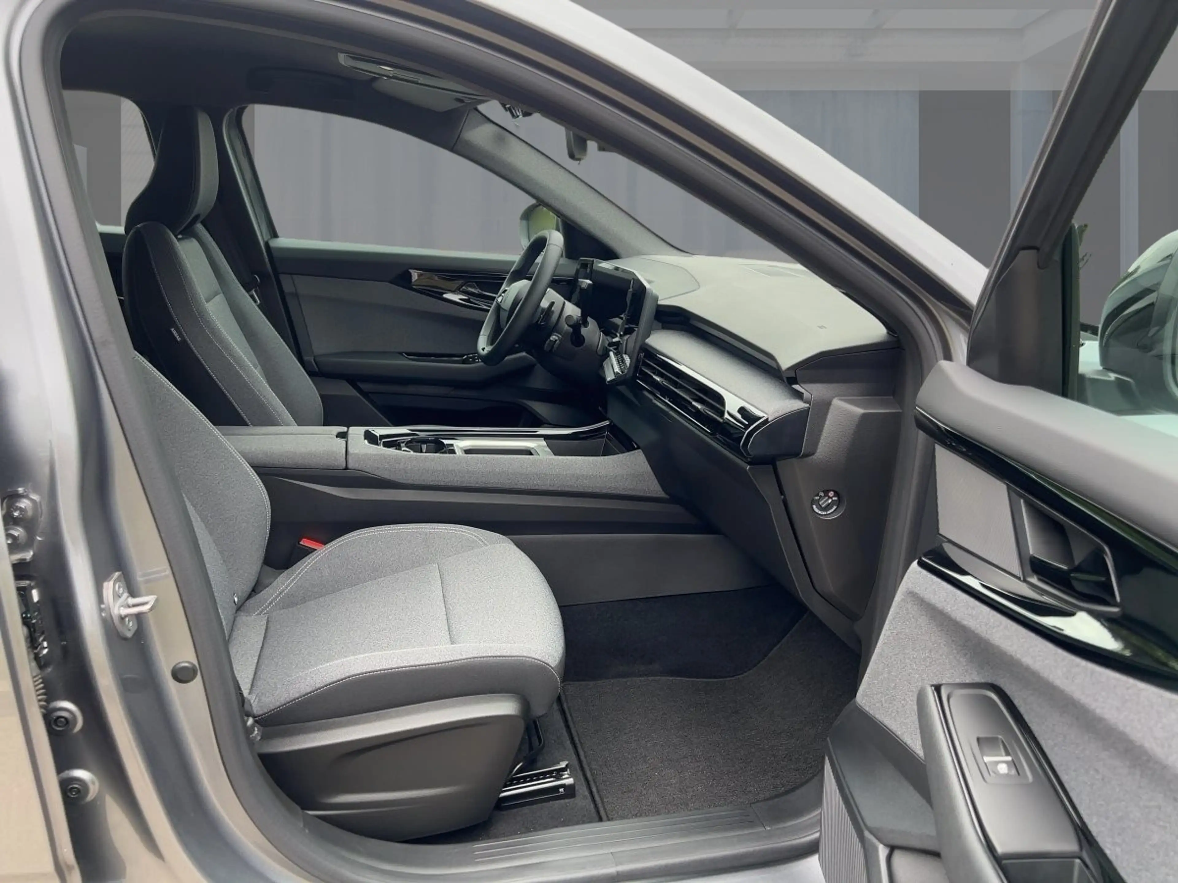 Renault Austral 1.3 TCE 160 EVOLUTION — photo 8