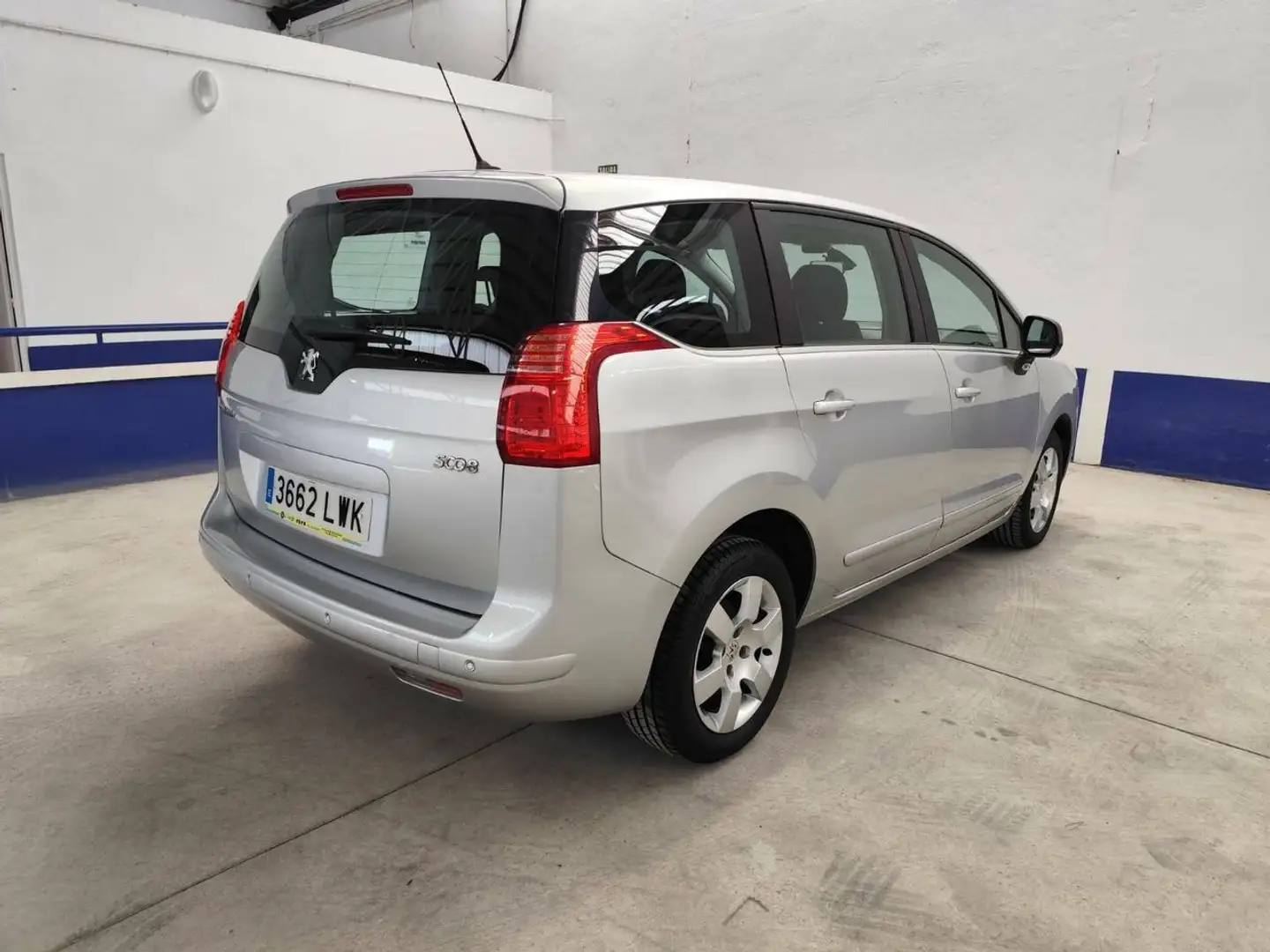 Peugeot 5008 1.6 VTi Active Gris - 2