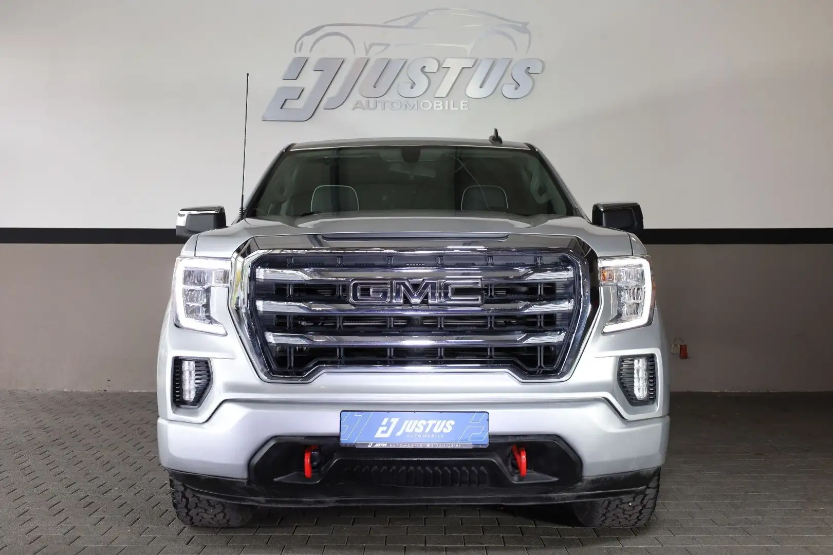 GMC Sierra 1500 5.3L V8 4x4 CrewCab/6-Sitzer/AHK/R22 Silber - 2