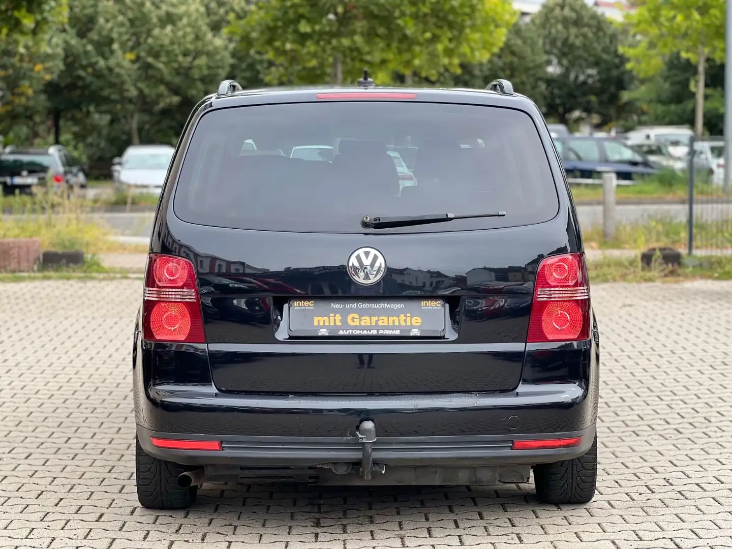 Volkswagen Touran EcoFuel+7 SITZER+KLIMAAUTOMATIK+TEMPO+ALU Schwarz - 2