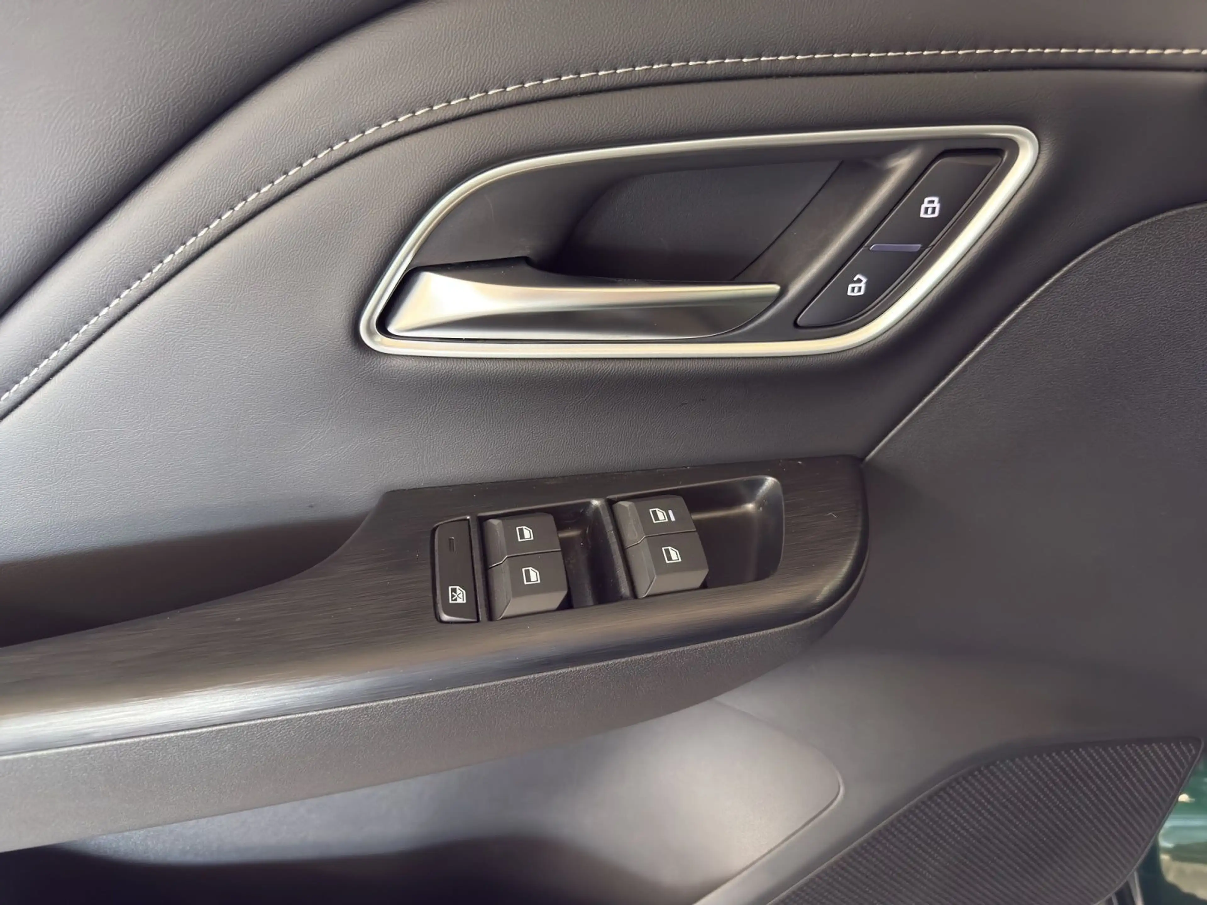 MG ZS Hybrid+ MY26 LUXURY PANO 360°KAMERA NAVI LM18 — photo 8
