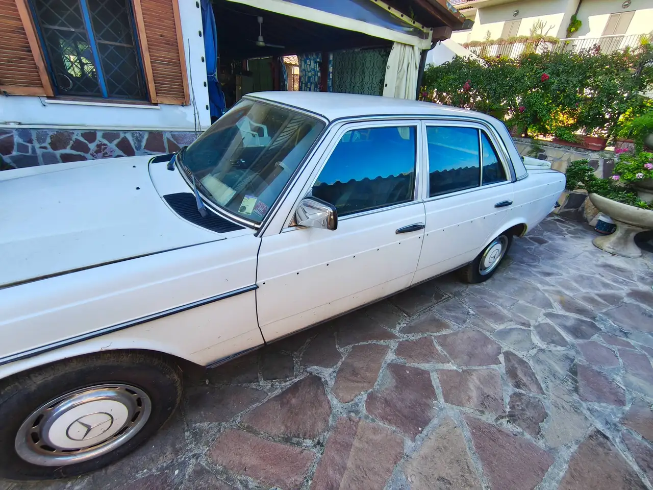 Mercedes-Benz 200, foto 3