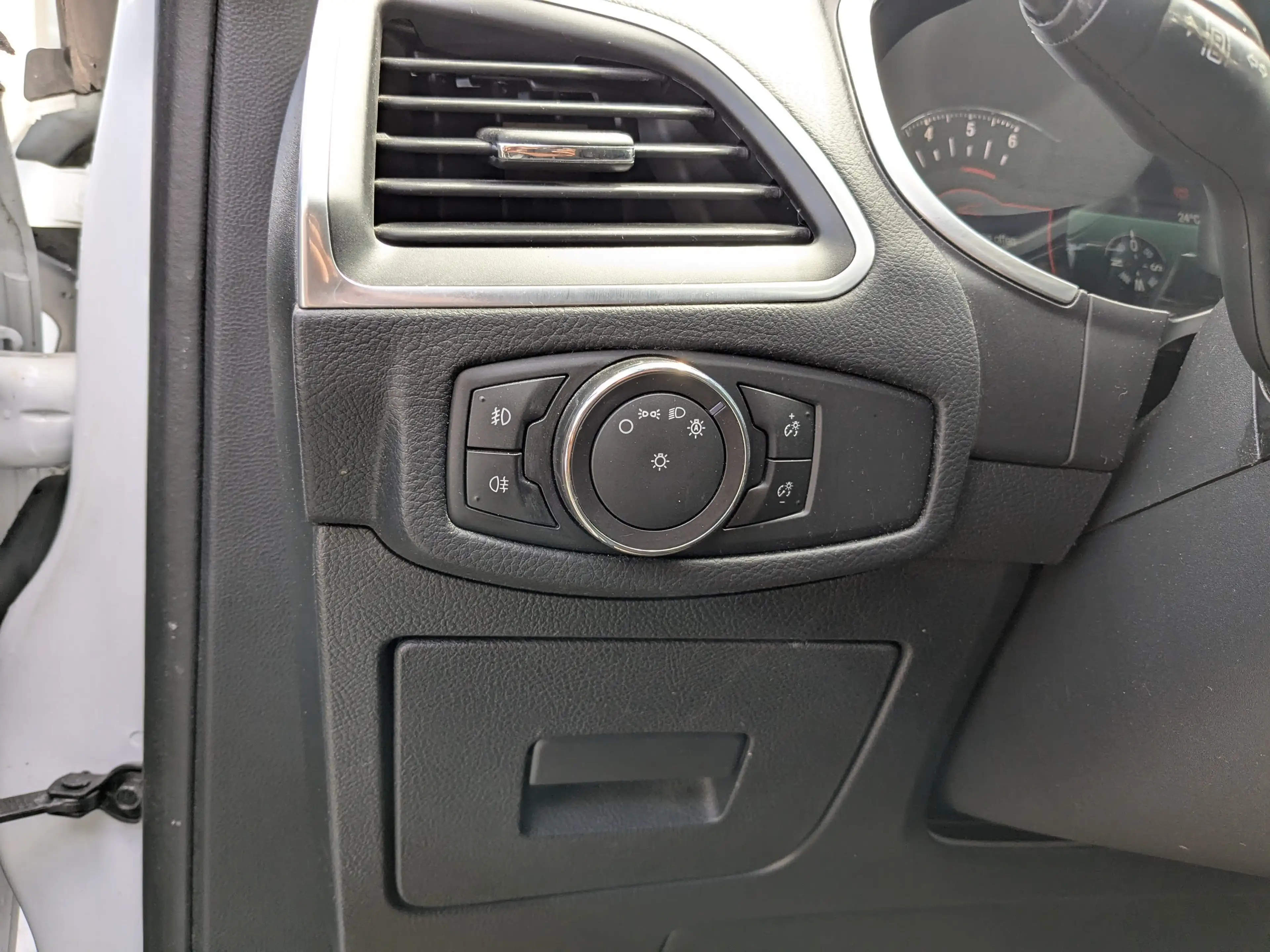 Ford Galaxy Titanium — photo 6