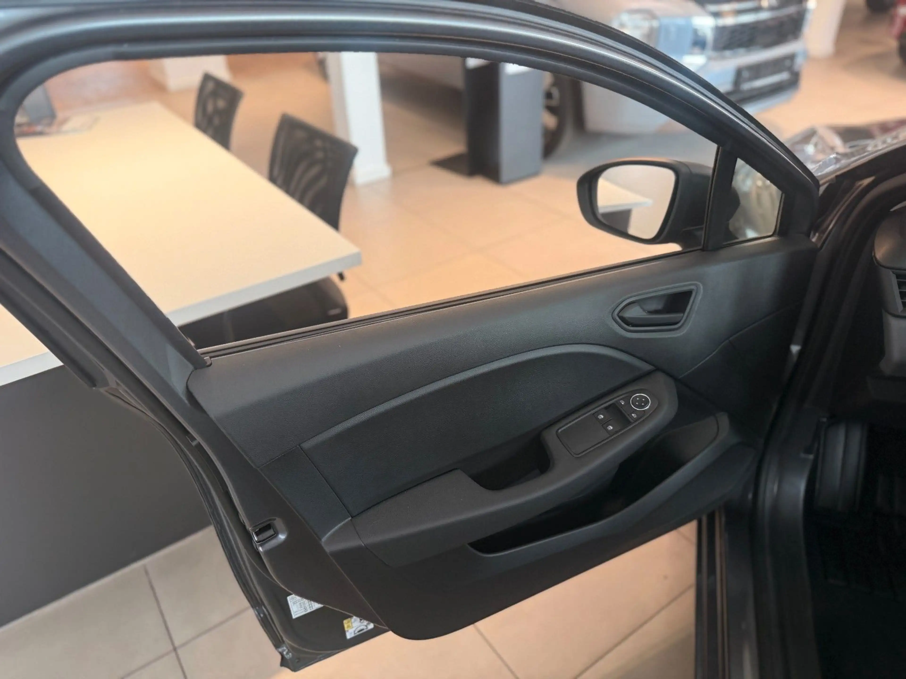 Mitsubishi Colt Basis — photo 10