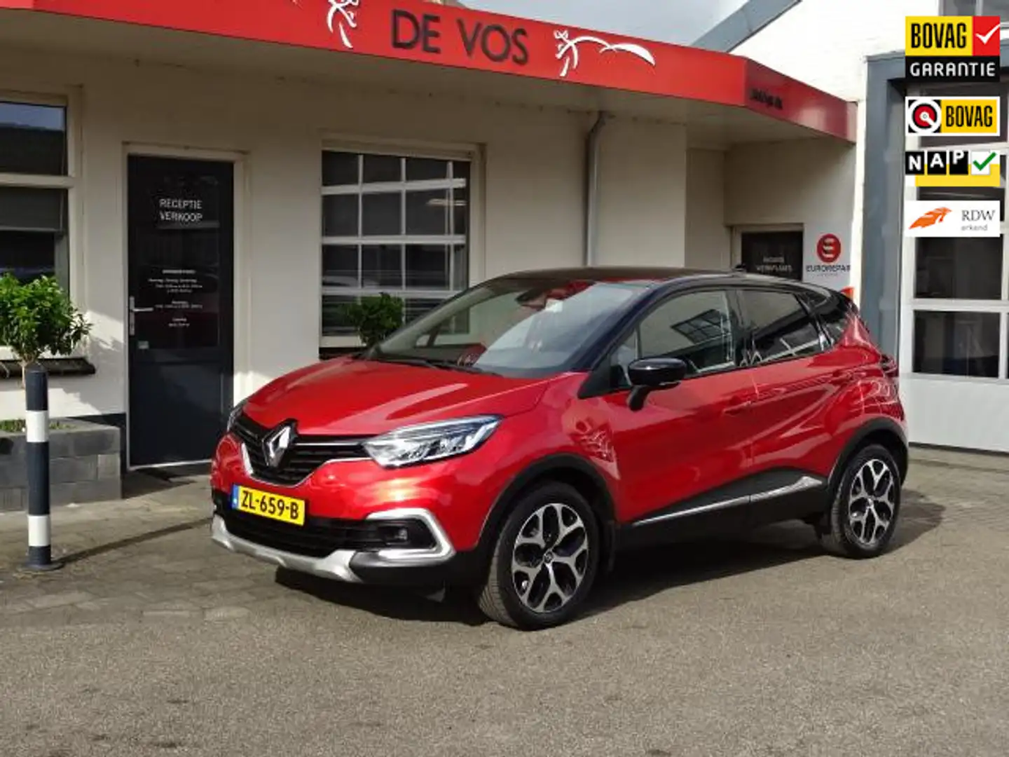 Renault Captur 0.9 TCe Intens Rood - 1