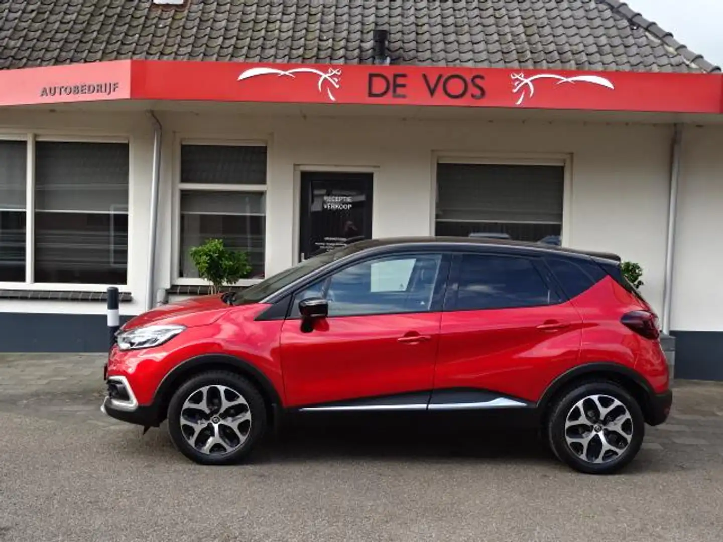 Renault Captur 0.9 TCe Intens Rood - 2