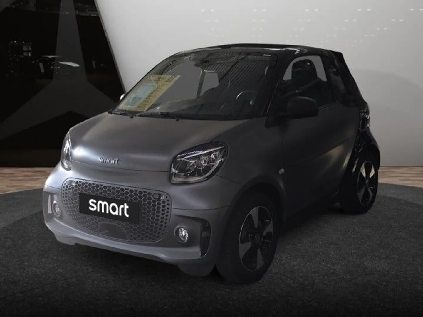 smart forTwo EQ 60kWed passion SHZ PDC+Kamera Ambiente Gris - 2