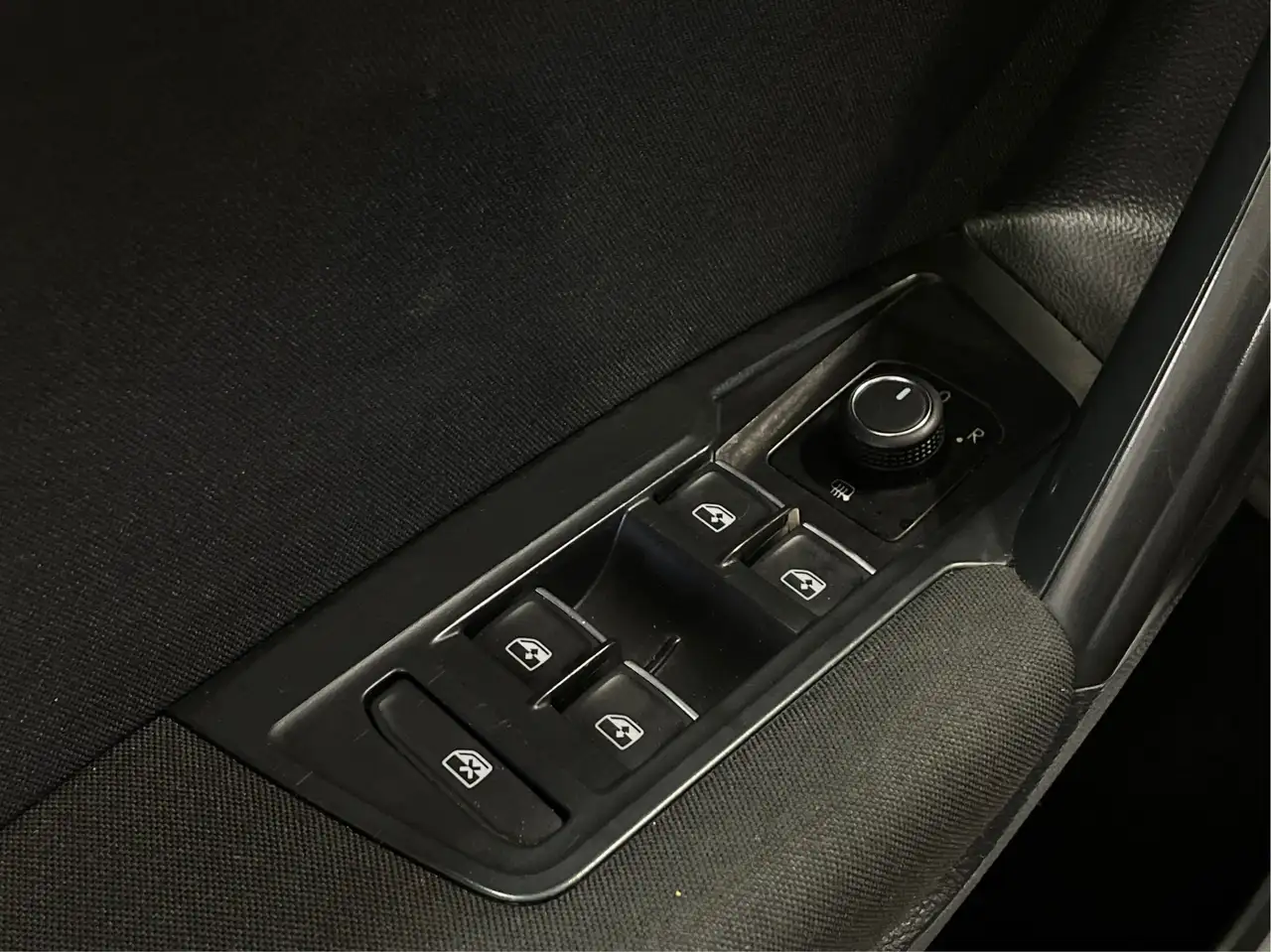 Volkswagen Tiguan photo Volkswagen Tiguan