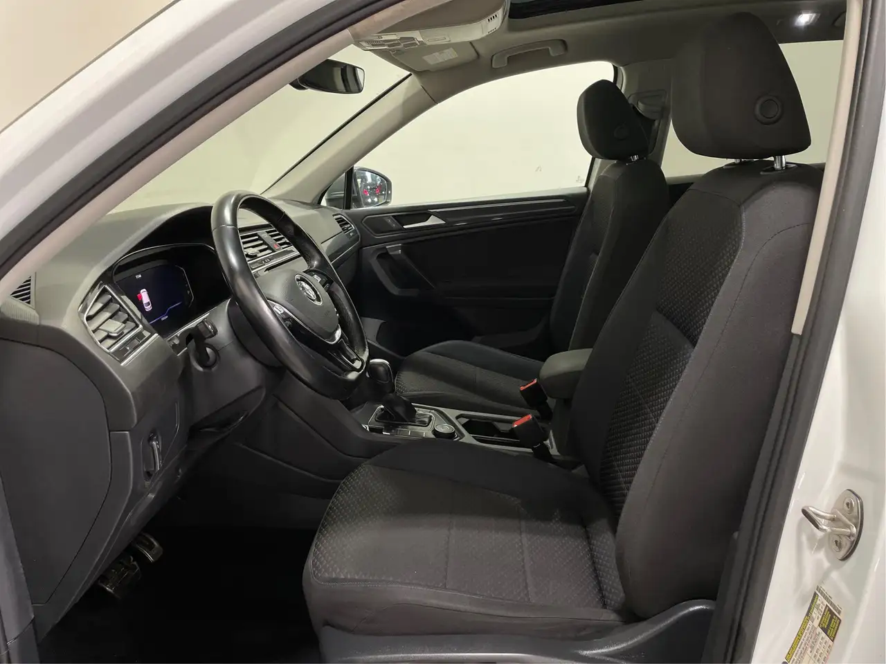 Volkswagen Tiguan photo Volkswagen Tiguan