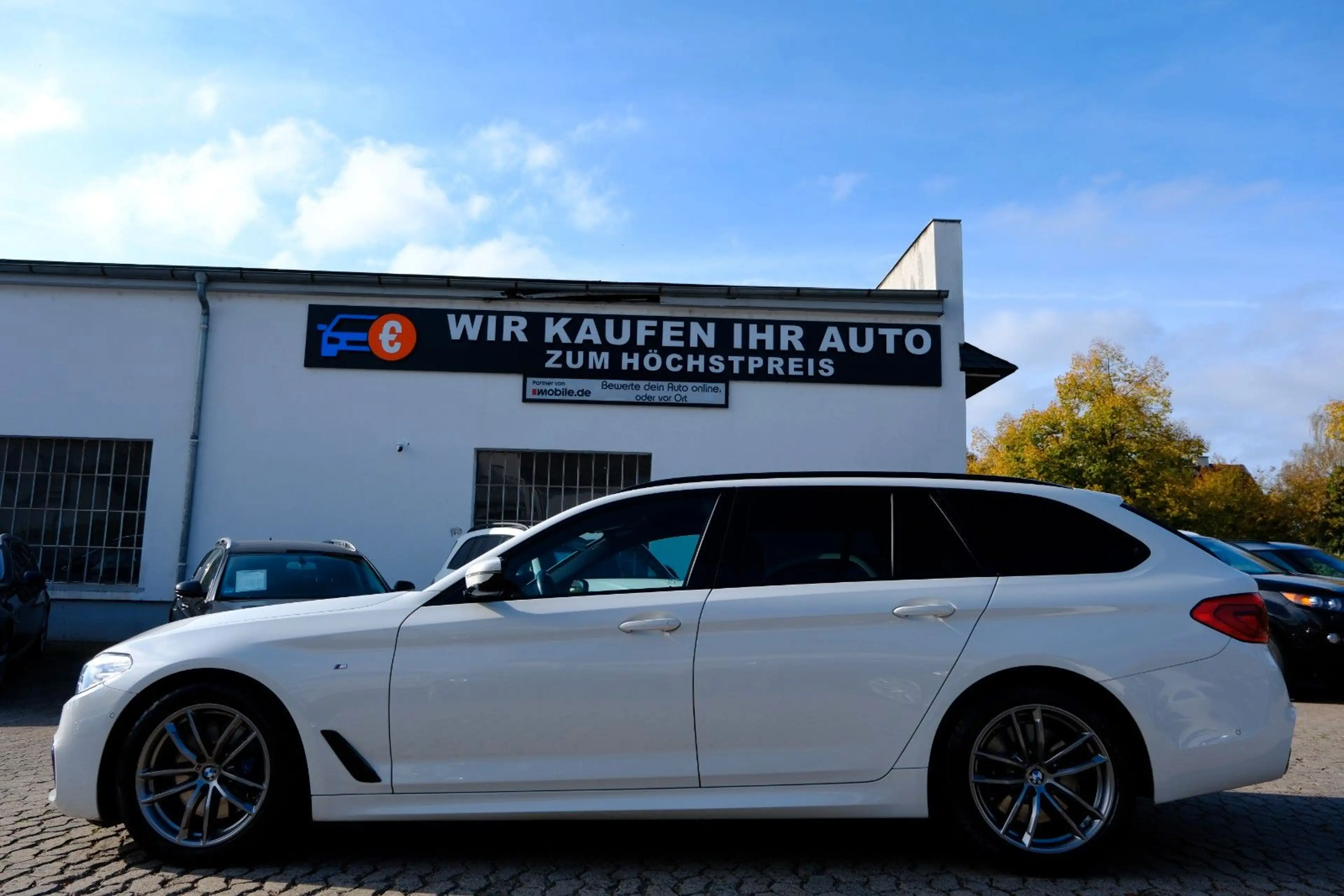 BMW 530 d Touring xDrive M Sport LED CAM HiFi Alcanta — photo 8