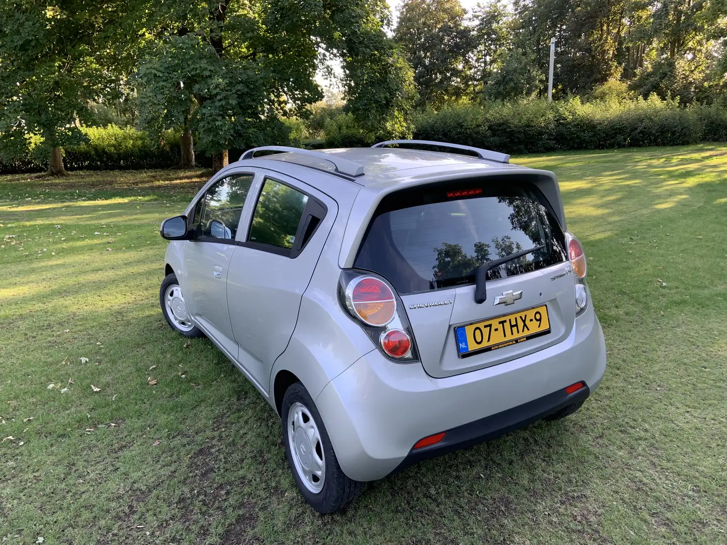 Chevrolet Spark Spark 1.0 16V LS Bi-Fuel Šedá - 1