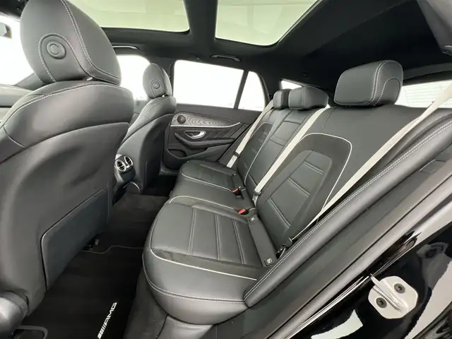 Mercedes-Benz E-Class view 9