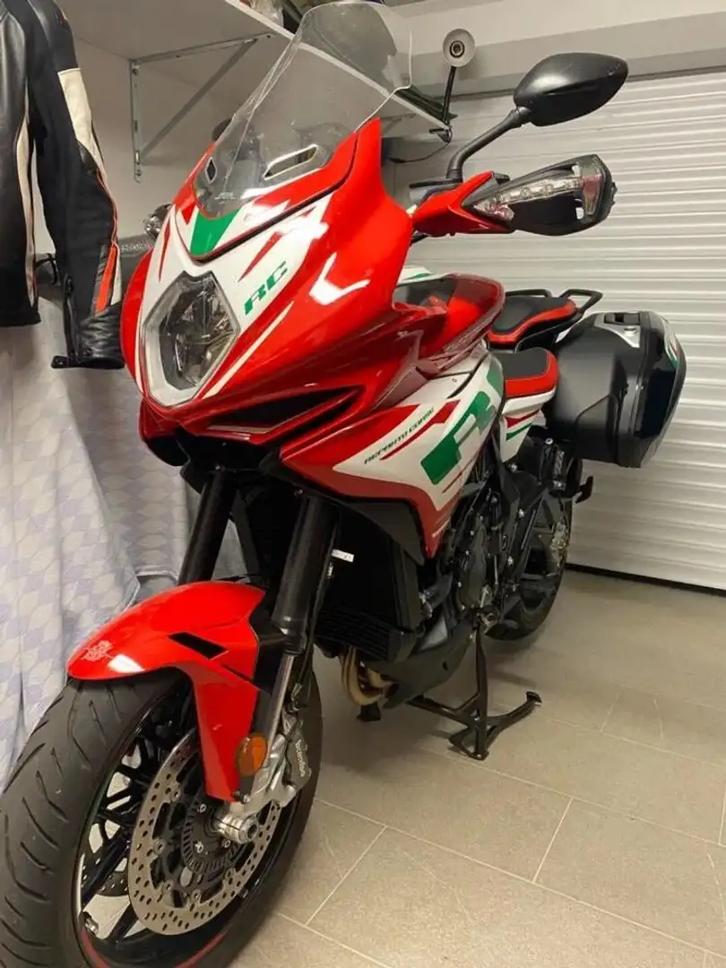 MV Agusta Turismo Veloce RC Rouge - 2