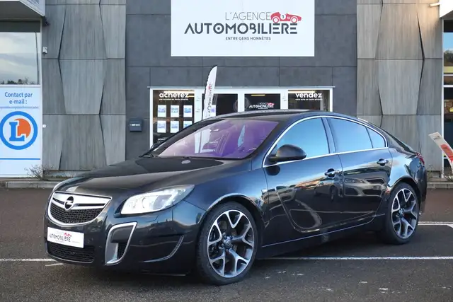 Opel Insignia OPC Unlimited 2.8 V6 Turbo  325 ch 4x4