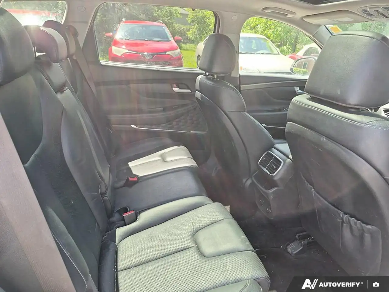 Hyundai SANTA FE снимка Hyundai SANTA FE