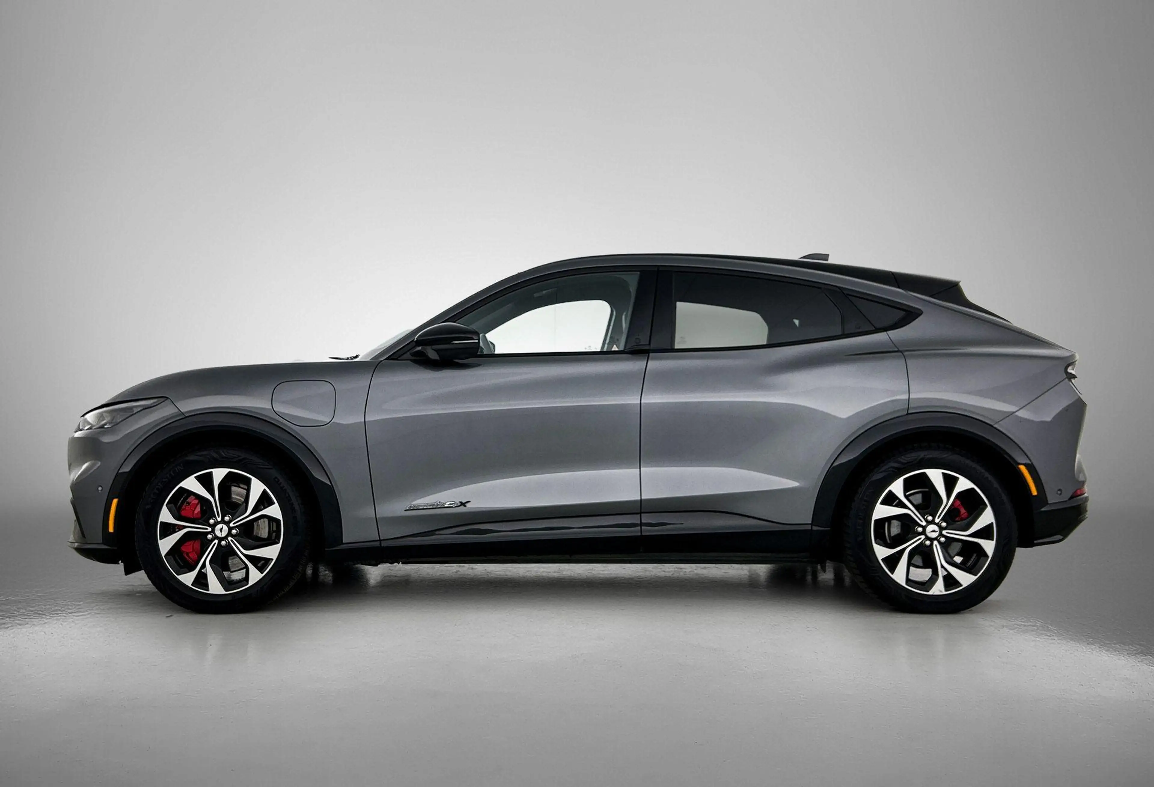 Ford Mustang Mach-E Extended AWD 98 kWh | 92% SOH!! | B&O | 360 Graden — photo 2