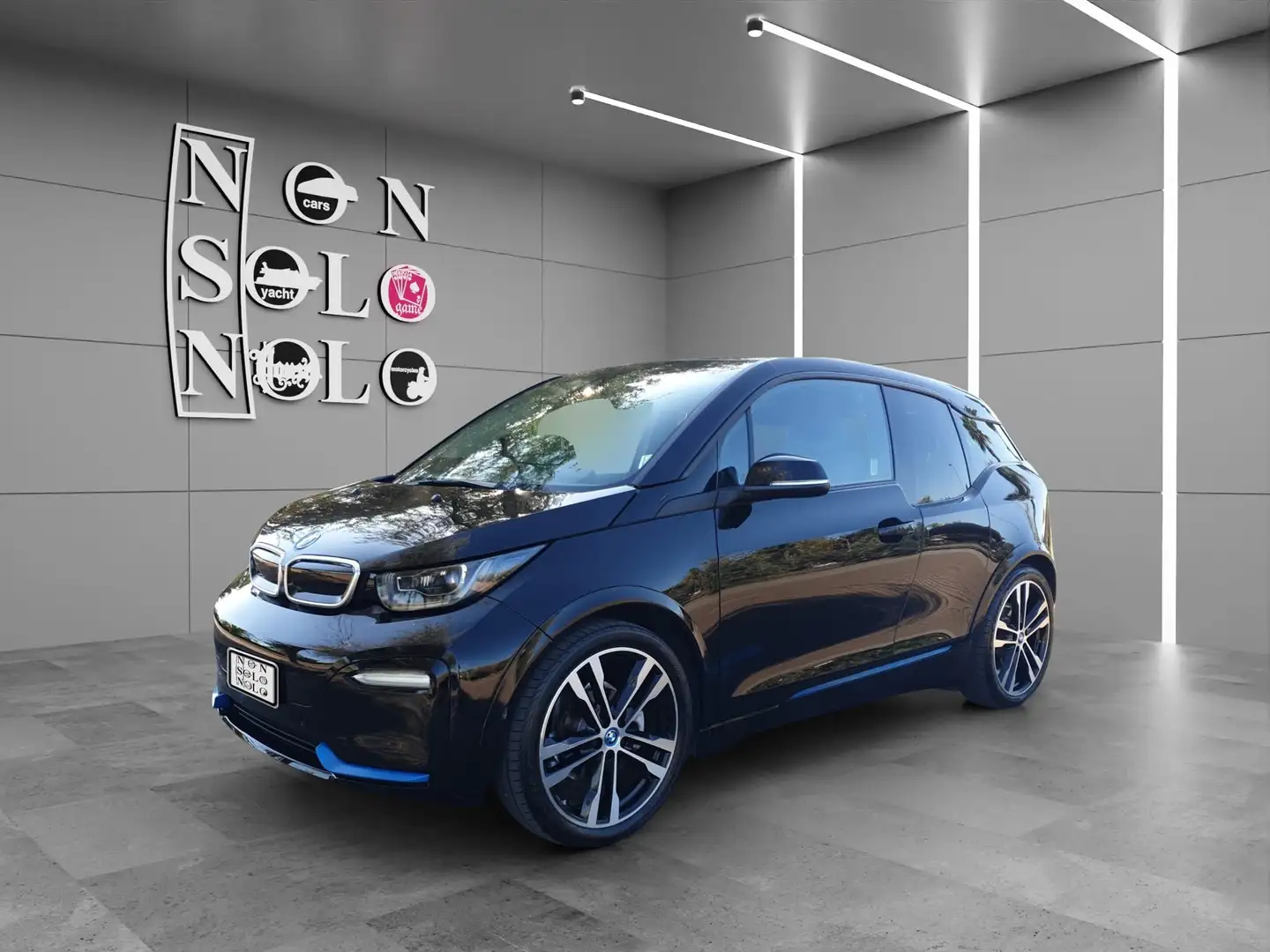 BMW i3 i3 2018 i3s 120Ah Advantage Schwarz - 1