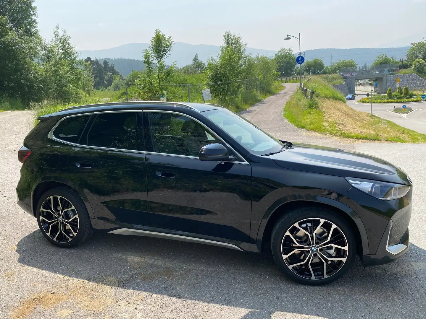 BMW X1 X1 U11 xdrive 25e Special Edition auto Nero - 2