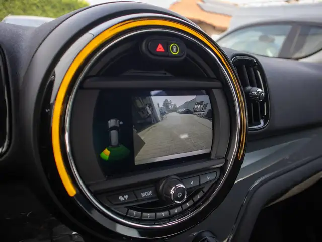 Mini Cooper Cooper view 12