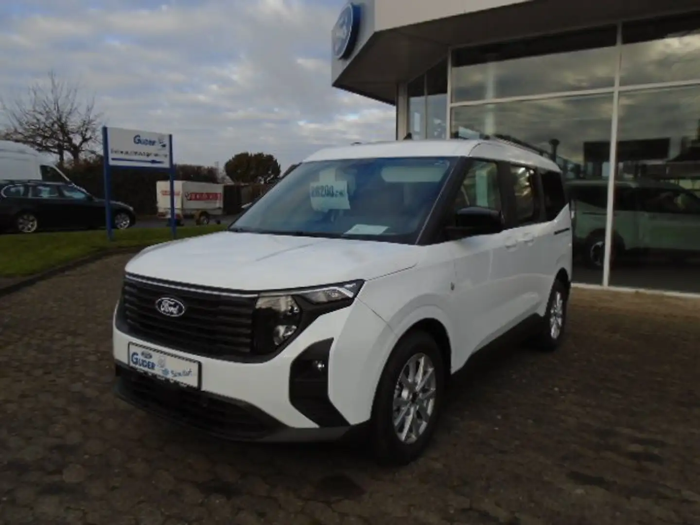 Ford Tourneo Courier Titanium , Winterpaket , Rückfahrkamera ! Weiß - 1