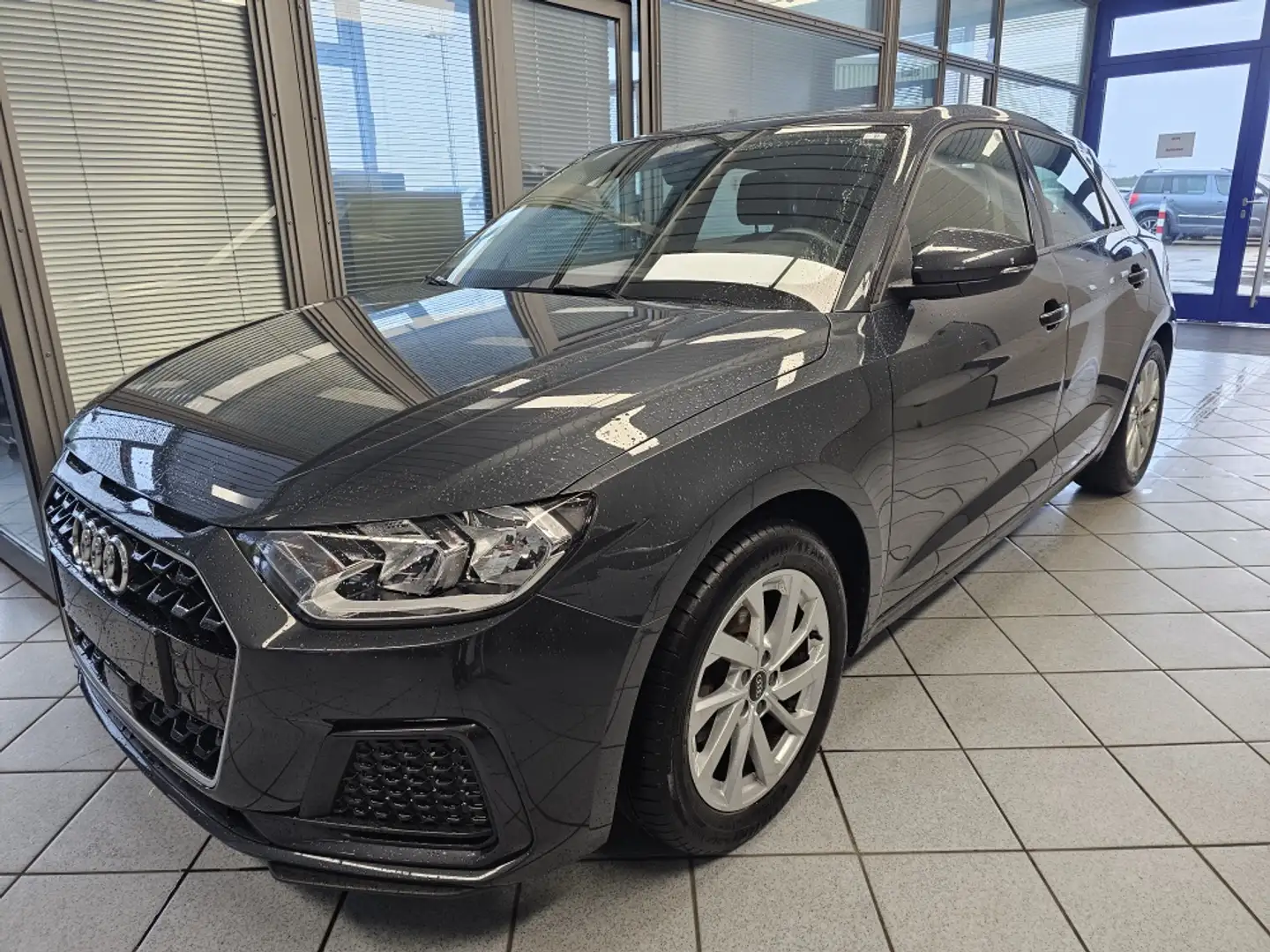 Audi A1 Climatronic,Sitzheizung,Tempomat Grau - 2
