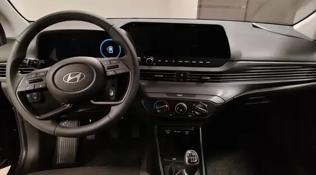 Hyundai i20 view 10