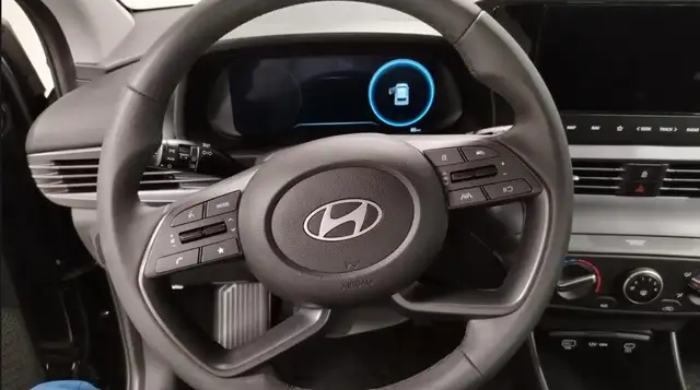 Hyundai i20 view 11