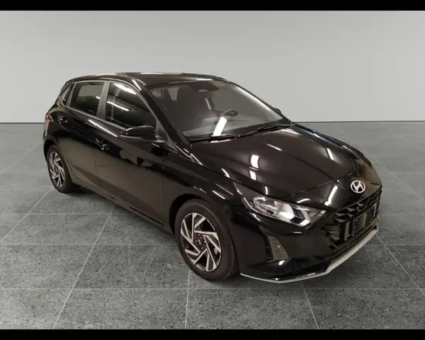 Hyundai i20 view 3