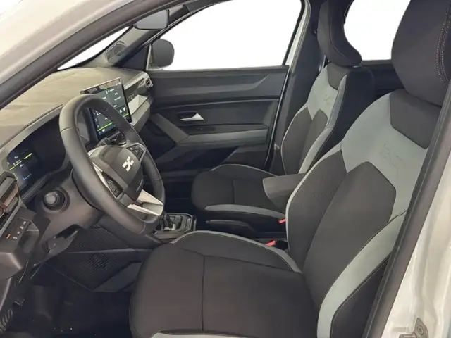 Dacia Duster view 14