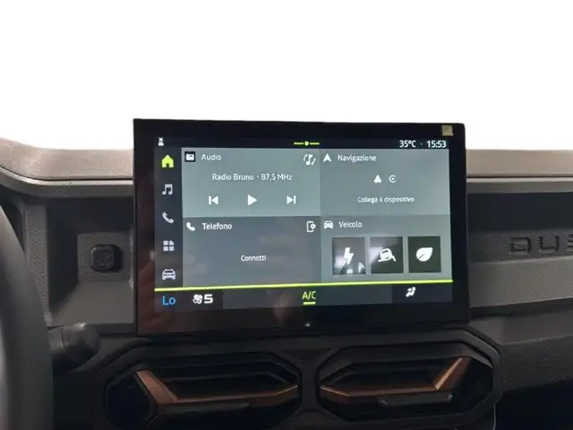 Dacia Duster view 12