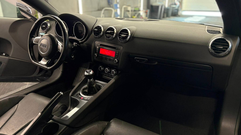Audi TT coupe benzine manueel 188238km eur5 — photo 9