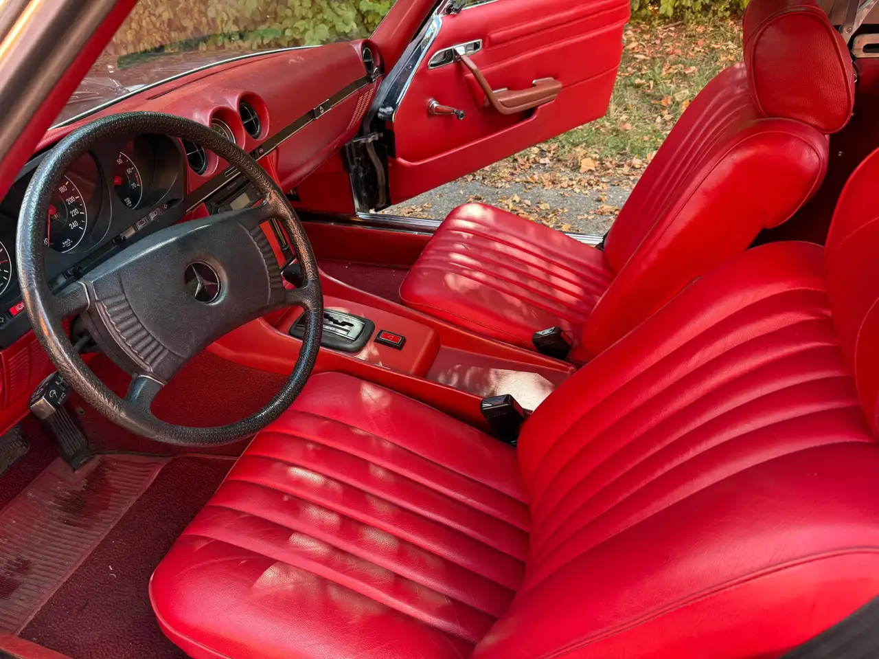 Mercedes-Benz 350SL - R107, foto 11