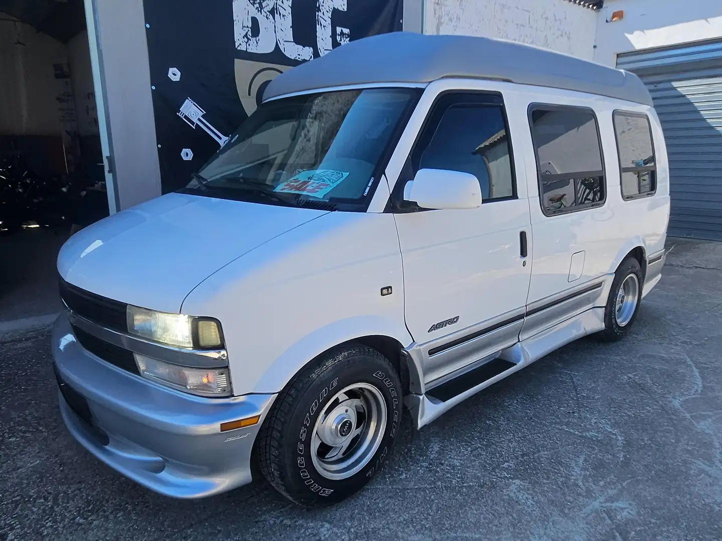 Chevrolet Astro 4.3 Weiß - 2