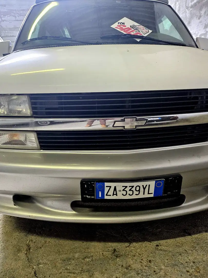 Chevrolet Astro 4.3 7 posti Weiß - 2